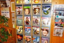 Zeitungen und Zeitschriften Zeitungen und Zeitschriften
